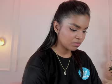 zoe_roux210949