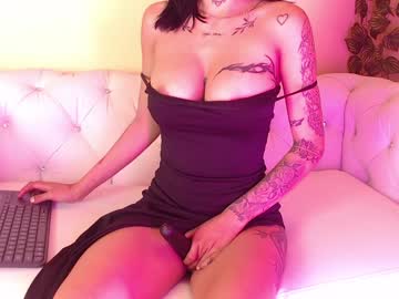 Profile of zoe_kravitx