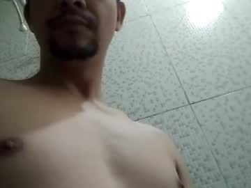 Profile of ro900829768056