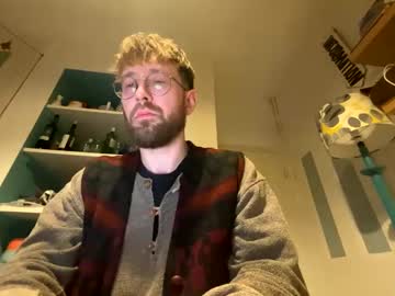 Nipsandbuds — Chaturbate male cam model