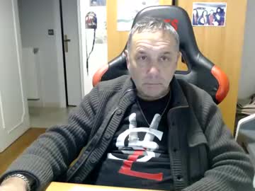 Didoux42 — Chaturbate male cam model