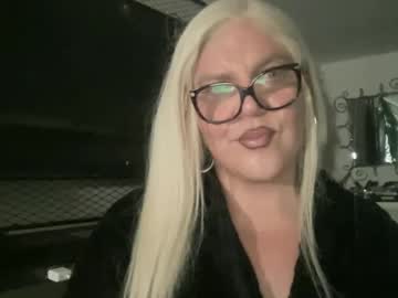Alphatransmami — Chaturbate trans cam model