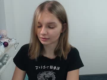 Vivien_Slender December 19, 2024