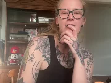 Cannabitchcam December 20, 2024
