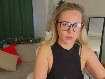 Daphne__Versailles_ December 29, 2024