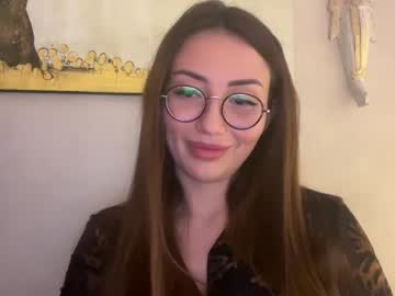 Bella_Foxxi January 02, 2025