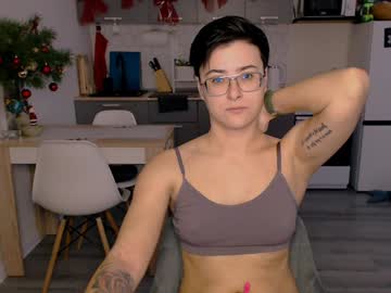 Chloe_X_ January 04, 2025