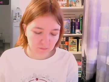brattyfoxygirl photo 5