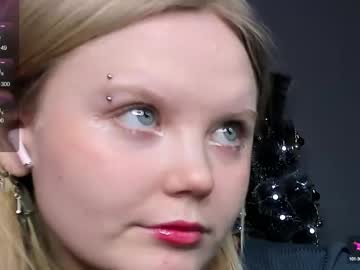 Essie_Fanning January 17, 2025