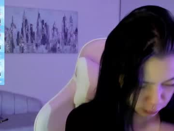 Kiki_Cams January 22, 2025