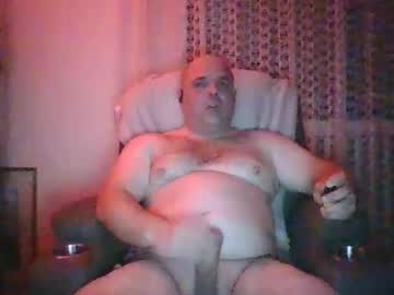 Bondsuckslut February 01, 2025