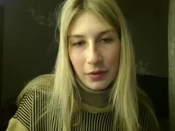 Evelyn_21_M February 03, 2025