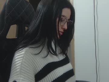 Violett_Bunny_ February 04, 2025