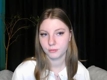Juliana_Sunny February 05, 2025