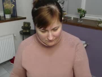 Sexy_Women_ February 18, 2025