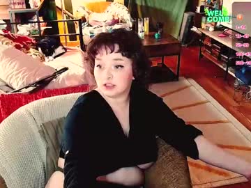 Luxxiepeach February 20, 2025