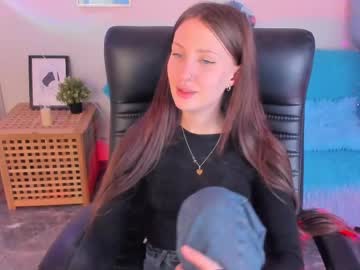 Esterbae February 20, 2025