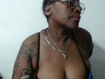 Loretybighot February 21, 2025