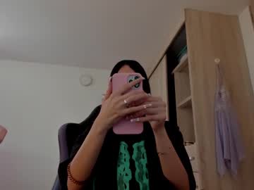 Elliemollie_ March 18, 2025