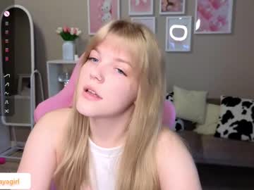 Maya_Blonde18 April 18, 2025