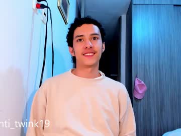 Santi_Twink19 April 23, 2025