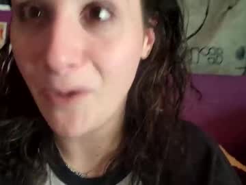 Cherrybombxoxoo April 24, 2025