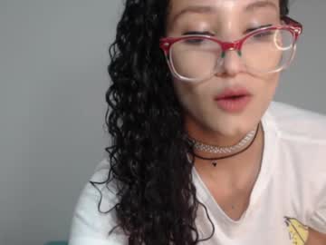 Petite_Kurly_Qt May 04, 2025