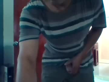 Latinbigdick2 May 04, 2025
