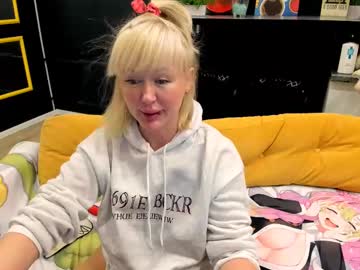 Flirtymary June 01, 2025