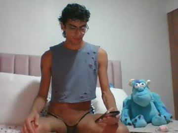 Axellatino_ June 04, 2025