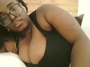 Ebonyqueentits99 August 25, 2025
