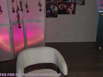 Eliza_Benet_ September 05, 2025