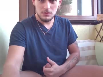 Roberto_Twink1 September 11, 2025