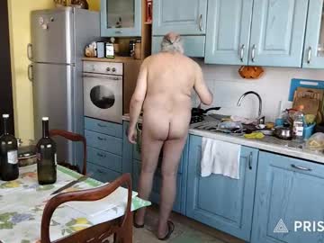 Nakednudist72 September 12, 2025