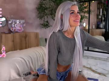 Serene_Sophiex September 24, 2025
