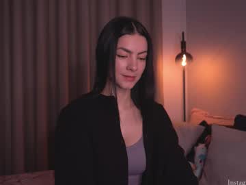 Hollylinder_ October 01, 2025