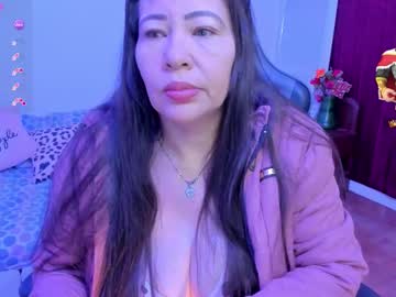 Esmeralda_Milf1 October 01, 2025