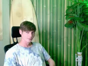 Whiteboyinasia October 02, 2025