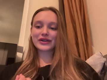 Juicy_Angels October 02, 2025
