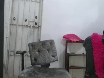 Horny_Mommy17 October 03, 2025