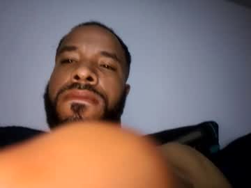 Yoursexydaddy79 October 08, 2025