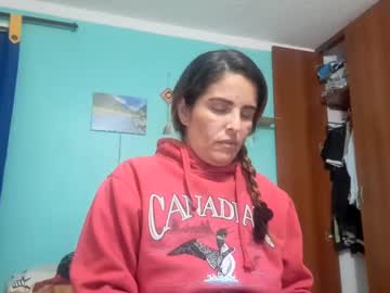 Naugthymilf23 October 09, 2025