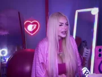 Plasticfuckdoll October 12, 2025