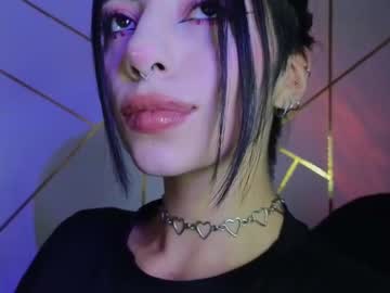 Hollyxx_ October 17, 2025