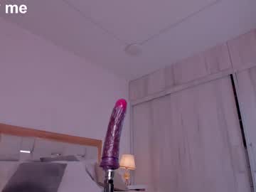 Missjuliaa_ October 18, 2025