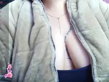 Loren_44tits October 21, 2025