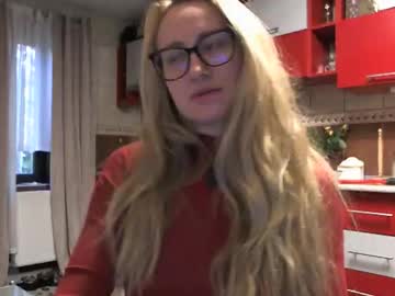 Melly_Rosey October 22, 2025