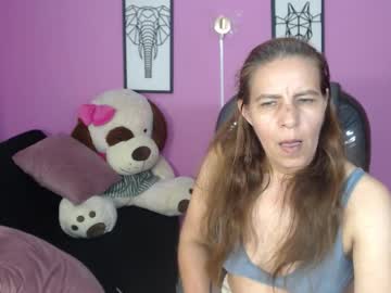 Karlye_Hot October 23, 2025
