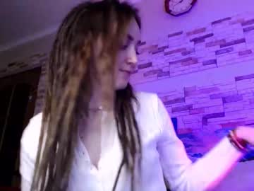 Dalia_Peach October 23, 2025