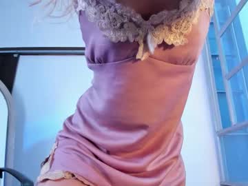 Luciana_Evaans October 23, 2025